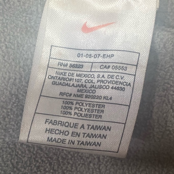 Scarf and Beenie set - Picture 5 of 5